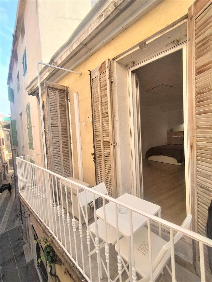 Le Chat Orange Apartment โอบาญ ภายนอก รูปภาพ