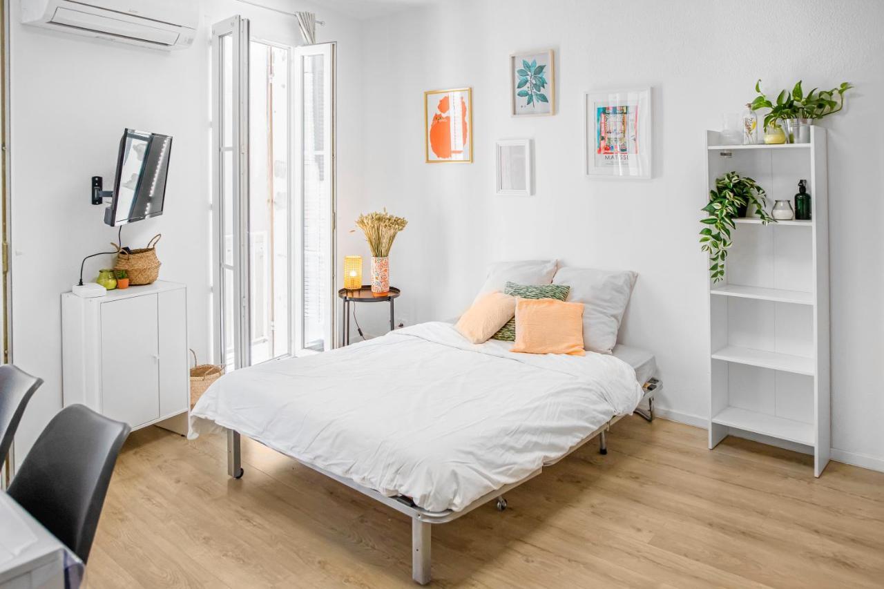 Le Chat Orange Apartment โอบาญ ภายนอก รูปภาพ