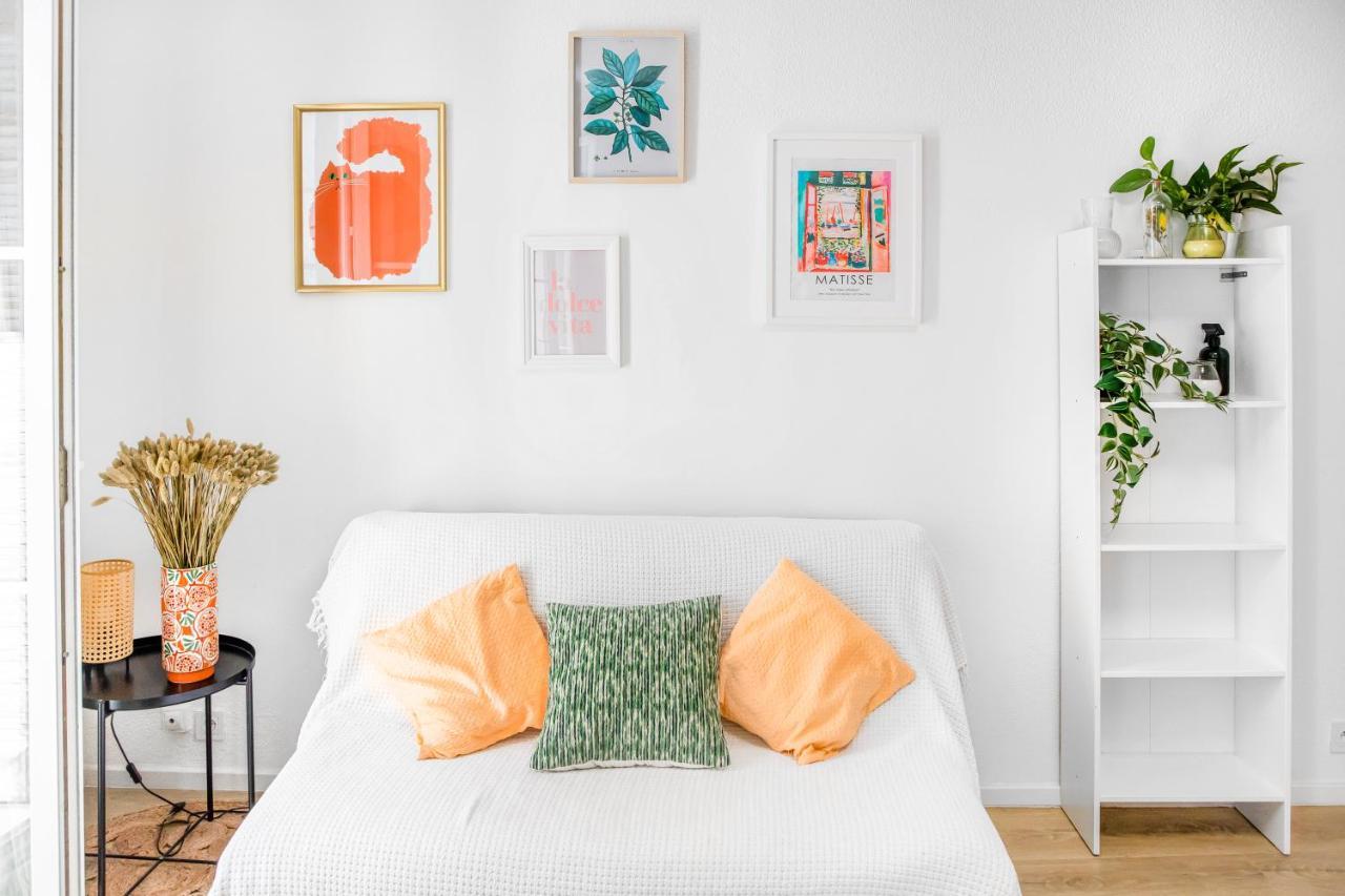 Le Chat Orange Apartment โอบาญ ภายนอก รูปภาพ