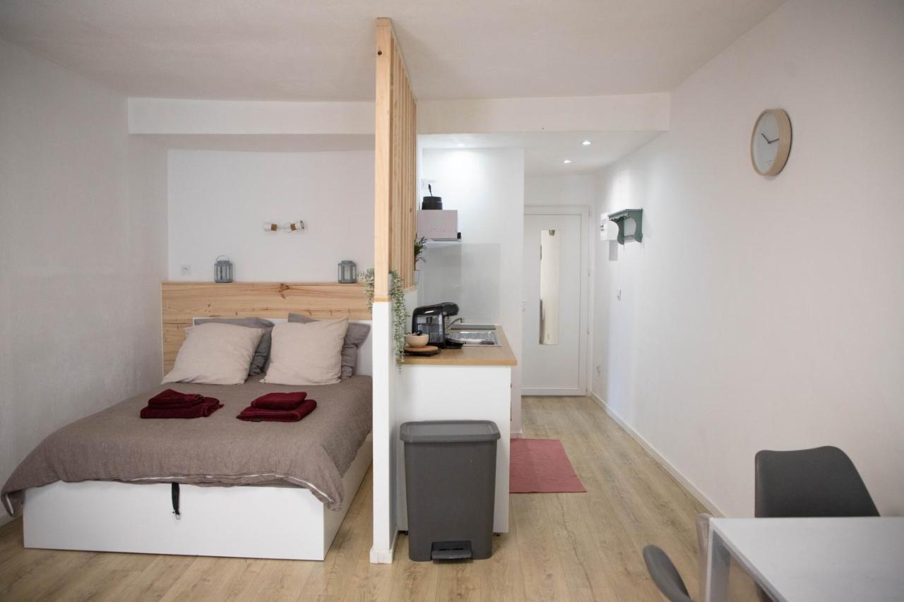 Le Chat Orange Apartment โอบาญ ภายนอก รูปภาพ